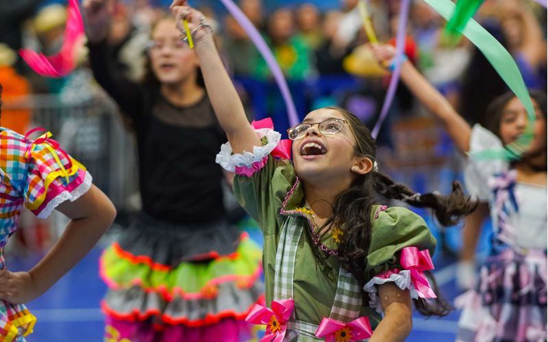 Festa Julina com Solidariedade: mais de mil litros de leite arrecadados